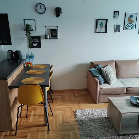 Krstic_lux * סובוטיקה